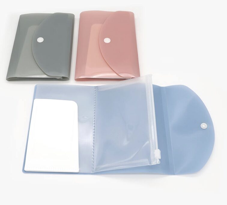 セリア　通帳ケース