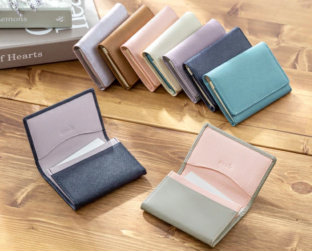 corale コラーレ 名刺入れ