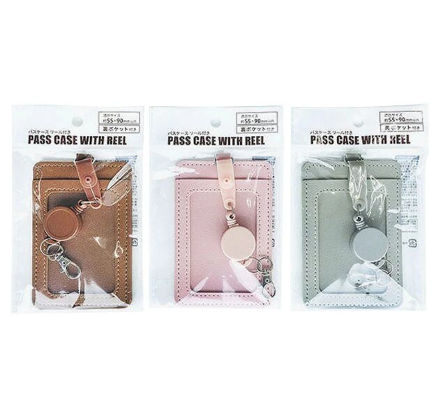 ワッツ パスホルダー