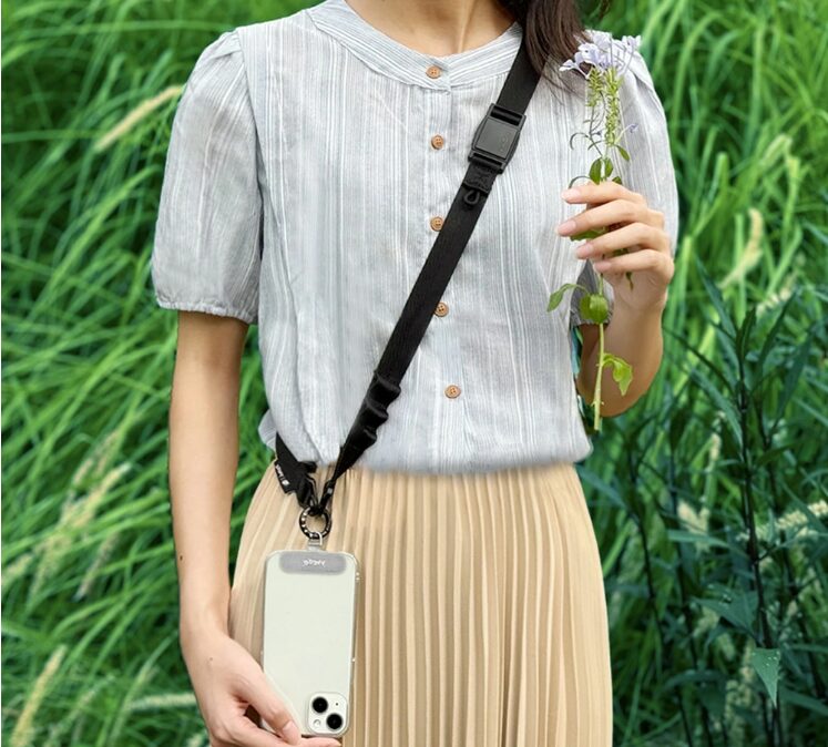 マグネット式バックルストラップ