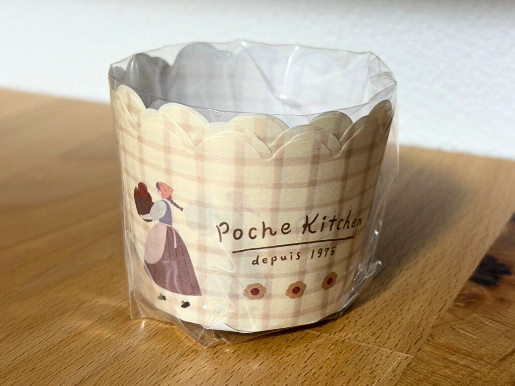 セリアのマフィン型4542804160406